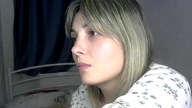 Snapshot of Iskor_ka chatting on December 17, 2025, 7:30 pm Iskor ka online show from December 17, 2025, 7:30 pm