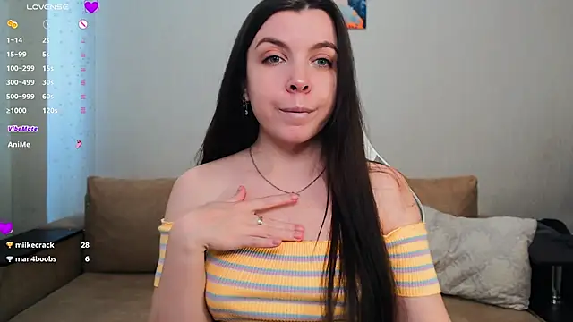 Snapshot of lunalovesu chatting on March 22, 2025, 9:56 am lunalovesu online show from March 22, 2025, 9:56 am