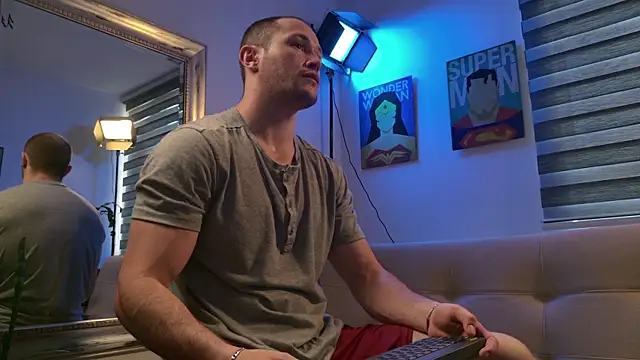 AxelFairchaild online show from July 16, 2026, 1:52 pm