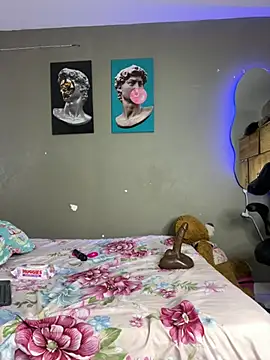 Snapshot of Lilybaudinx96 chatting on February 5, 2025, 3:45 am Lilybaudinx96 online show from February 5, 2025, 3:45 am