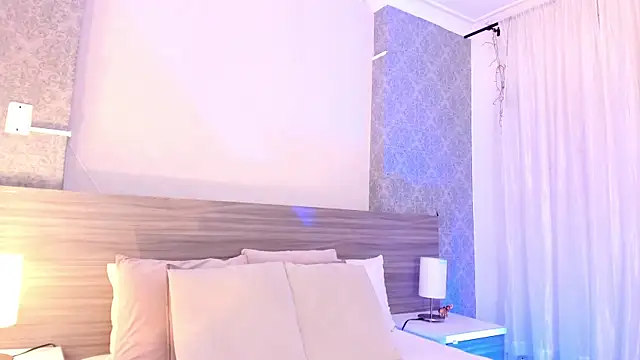 Mistyca online show from October 19, 2025, 1:58 pm