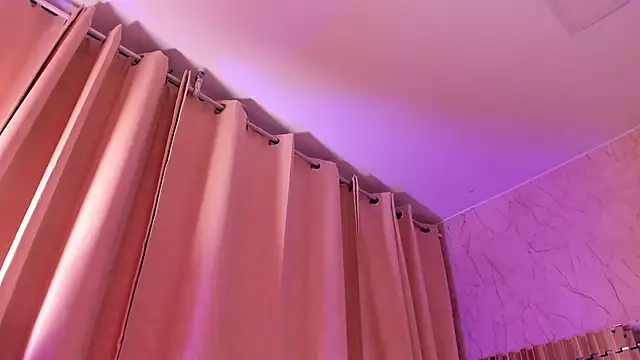 AkazaBoy  online show from January 7, 2026, 4:50 am