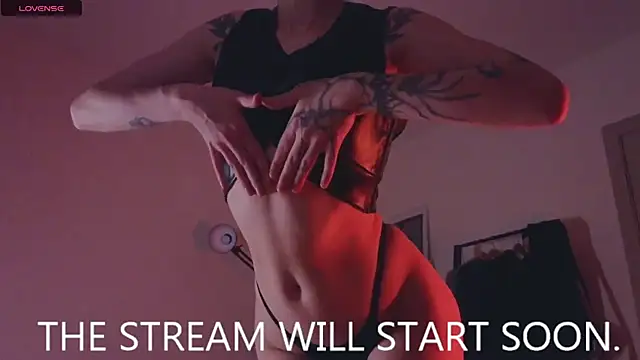 Space X Roxy  online show from September 13, 2025, 9:09 am