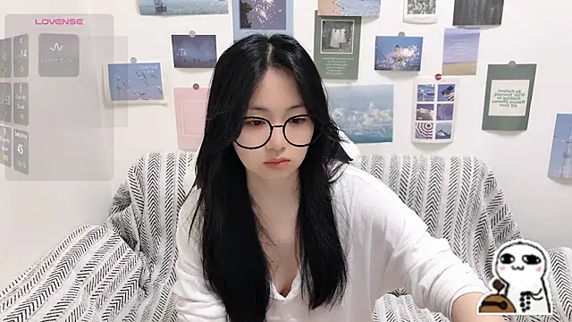 Snapshot of LiLiYbaby chatting on May 30, 2026, 6:53 am LiLiYbaby online show from May 30, 2026, 6:53 am