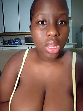 Snapshot of MelaninBear chatting on March 8, 2025, 10:02 pm MelaninBear online show from March 8, 2025, 10:02 pm