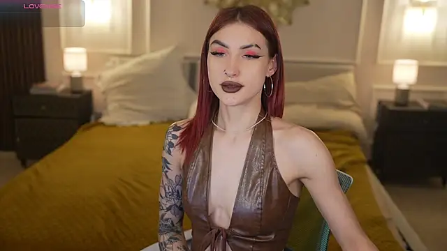 Magnetic Mia  online show from March 28, 2026, 12:33 am