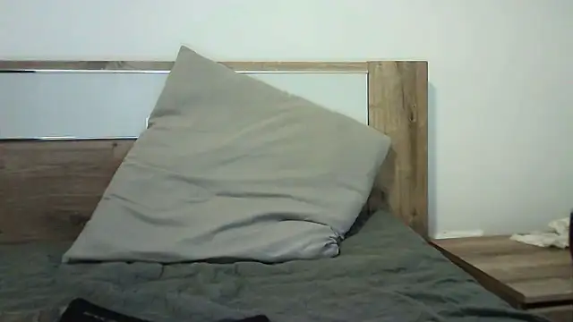 Snapshot of Ahotkittyxxx chatting on November 13, 2025, 3:49 pm Ahotkittyxxx online show from November 13, 2025, 3:49 pm