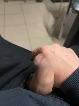 daubine46 online show from March 23, 2026, 2:17 pm