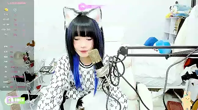 Snapshot of RassieRaph chatting on December 17, 2024, 7:15 pm RassieRaph online show from December 17, 2024, 7:15 pm