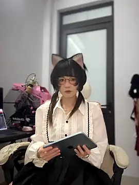 Snapshot of RassieRaph chatting on October 29, 2025, 5:23 pm RassieRaph online show from October 29, 2025, 5:23 pm