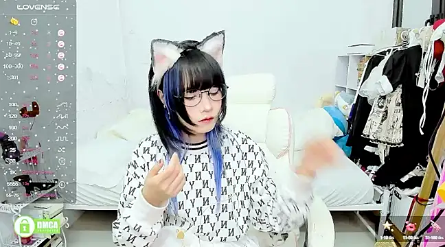 Snapshot of RassieRaph chatting on February 13, 2025, 5:11 pm RassieRaph online show from February 13, 2025, 5:11 pm