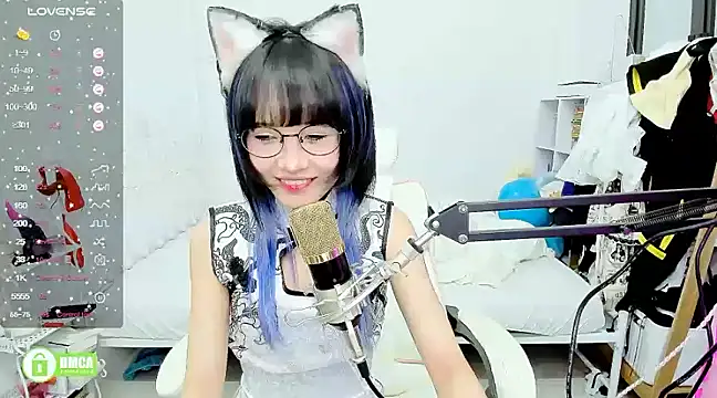 Snapshot of RassieRaph chatting on February 17, 2025, 5:01 pm RassieRaph online show from February 17, 2025, 5:01 pm