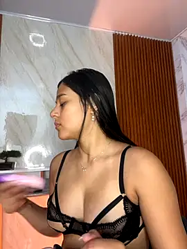 Snapshot of floriamANDjazmin chatting on November 6, 2025, 6:56 pm floriamANDjazmin online show from November 6, 2025, 6:56 pm