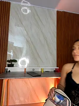 Snapshot of floriamANDjazmin chatting on November 8, 2025, 7:06 pm floriamANDjazmin online show from November 8, 2025, 7:06 pm