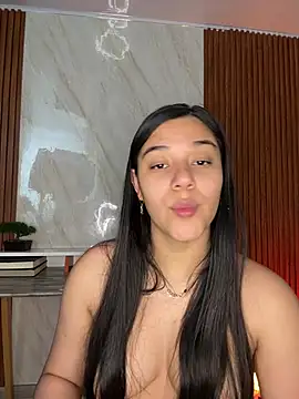 Snapshot of floriamANDjazmin chatting on May 8, 2026, 7:06 pm floriamANDjazmin online show from May 8, 2026, 7:06 pm