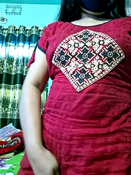 Snapshot of Sumi-roy chatting on February 6, 2026, 5:47 am Sumi-roy online show from February 6, 2026, 5:47 am