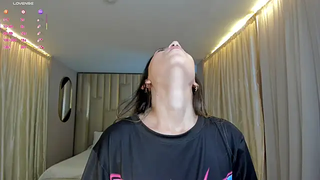 TaraLawrence online show from January 8, 2026, 2:50 am