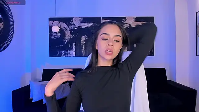 Snapshot of AlanaCraft chatting on November 23, 2025, 12:15 pm AlanaCraft online show from November 23, 2025, 12:15 pm