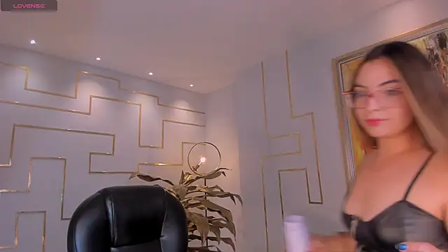 AllisonRogersX online show from April 15, 2026, 3:56 am