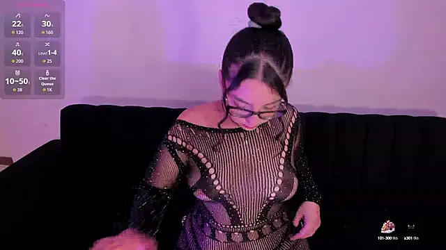 Snapshot of AllisonRogersX chatting on October 7, 2025, 3:18 am AllisonRogersX online show from October 7, 2025, 3:18 am