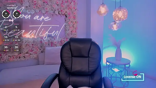 MaddisonLowe online show from January 12, 2026, 4:52 am