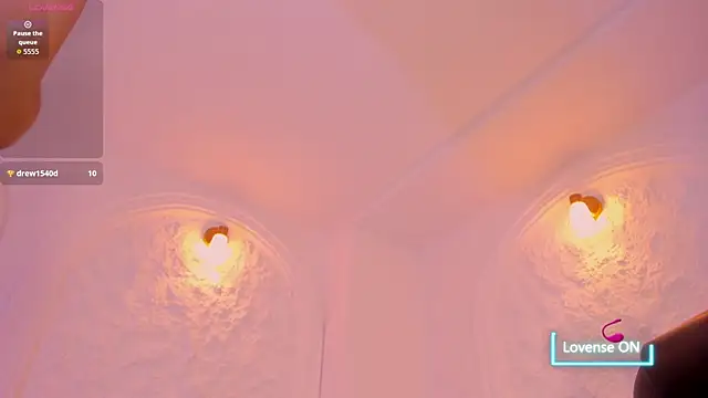 MaddisonLowe online show from October 4, 2025, 4:25 am