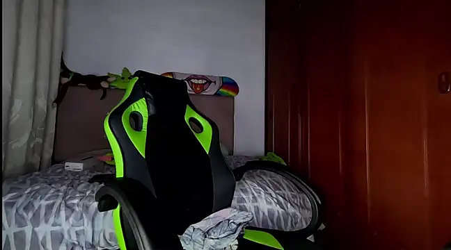 Ale xandra online show from February 16, 2025, 1:58 am