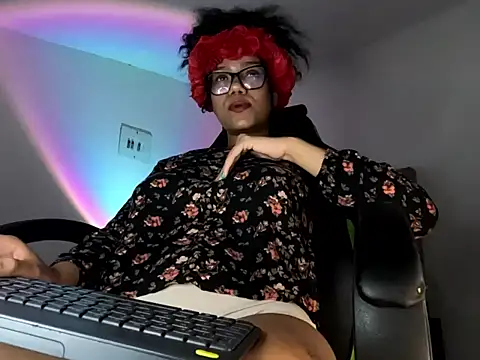 Ale xandra online show from November 12, 2025, 6:23 pm