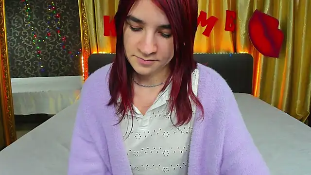 Snapshot of _Polly_Love_ chatting on February 5, 2025, 10:19 am Polly Love online show from February 5, 2025, 10:19 am