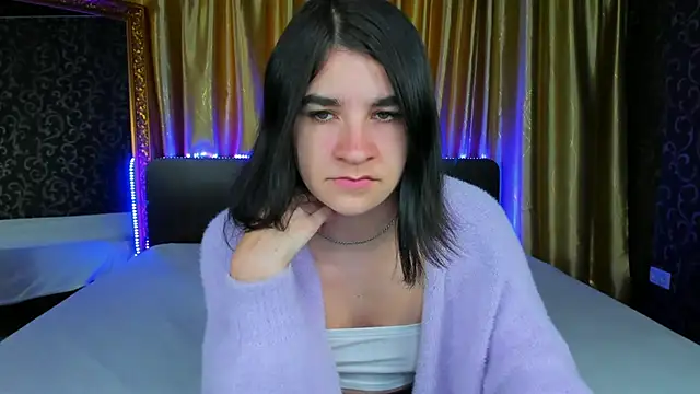 Snapshot of _Polly_Love_ chatting on October 1, 2025, 6:07 am Polly Love online show from October 1, 2025, 6:07 am