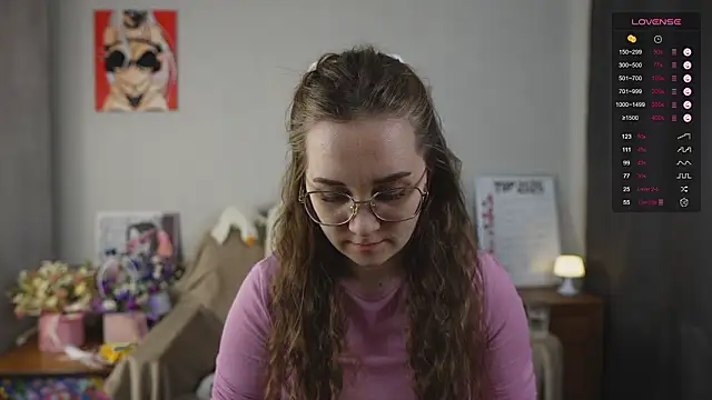 Miatiny online show from March 18, 2026, 6:53 pm