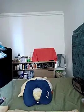 KimPielCanela online show from March 15, 2025, 6:43 pm