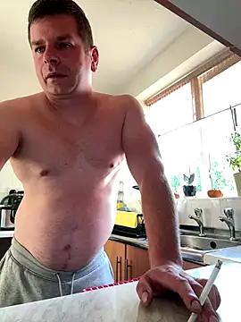 Snapshot of Dan_NFS chatting on October 5, 2025, 6:48 am Dan NFS online show from October 5, 2025, 6:48 am