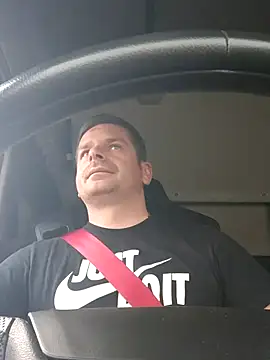 Snapshot of Dan_NFS chatting on November 3, 2025, 10:08 am Dan NFS online show from November 3, 2025, 10:08 am