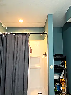 Snapshot of MrMechanic38 chatting on February 3, 2026, 1:16 pm MrMechanic38 online show from February 3, 2026, 1:16 pm