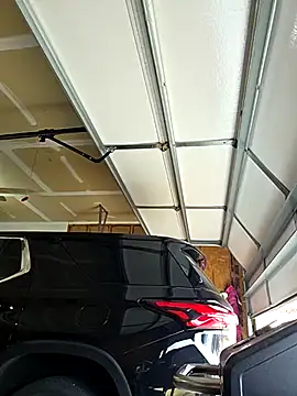 Snapshot of MrMechanic38 chatting on February 14, 2026, 8:31 pm MrMechanic38 online show from February 14, 2026, 8:31 pm