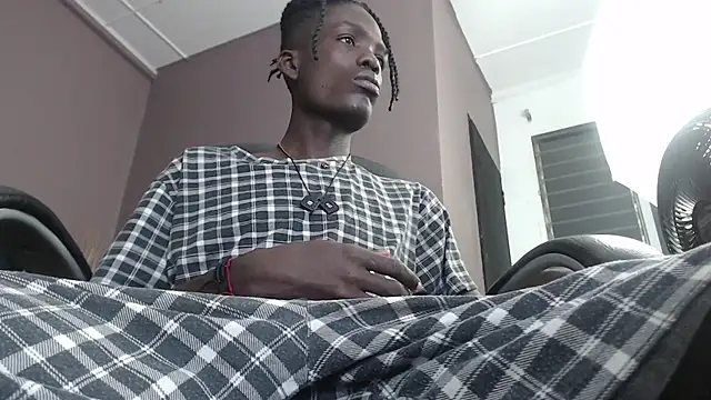 Snapshot of chombo_ath chatting on March 21, 2025, 7:35 pm chombo ath online show from March 21, 2025, 7:35 pm