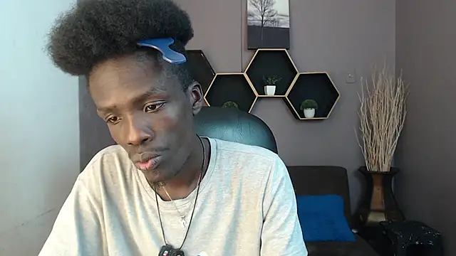 Snapshot of chombo_ath chatting on March 10, 2025, 8:23 pm chombo ath online show from March 10, 2025, 8:23 pm