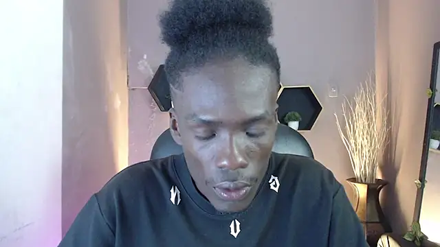 Snapshot of chombo_ath chatting on September 16, 2025, 7:15 pm chombo ath online show from September 16, 2025, 7:15 pm