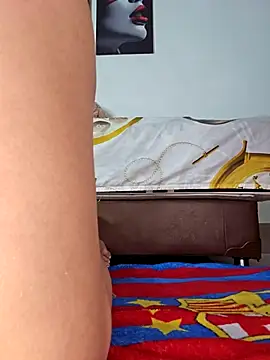 Snapshot of Antonella2_m chatting on October 18, 2025, 5:04 pm Antonella2 m online show from October 18, 2025, 5:04 pm