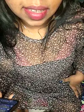 Snapshot of IndieSM chatting on October 18, 2025, 7:27 pm IndieSM online show from October 18, 2025, 7:27 pm