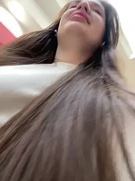 Holly Molii online show from January 26, 2025, 7:10 am