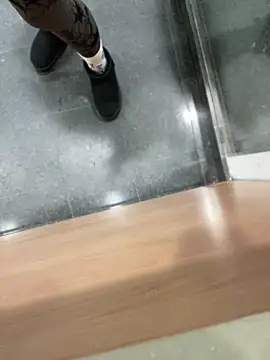 Holly Molii online show from January 16, 2025, 5:32 am