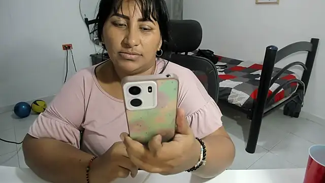 Snapshot of nikol_sexy39 chatting on December 4, 2025, 12:53 am nikol sexy39 online show from December 4, 2025, 12:53 am
