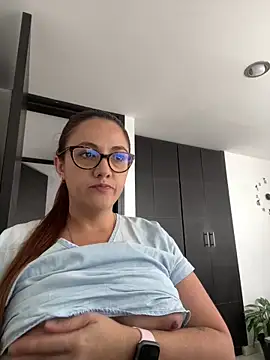 Snapshot of Shianrose chatting on February 27, 2025, 7:26 pm Shianrose online show from February 27, 2025, 7:26 pm