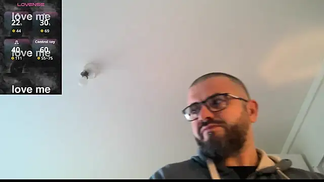 CaroAndMarc online show from December 19, 2025, 11:23 am