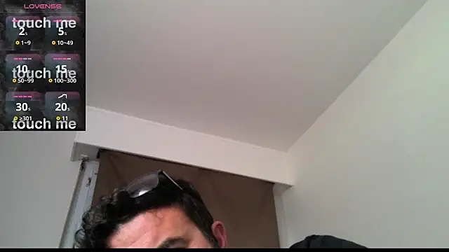 CaroAndMarc online show from October 23, 2025, 2:27 pm