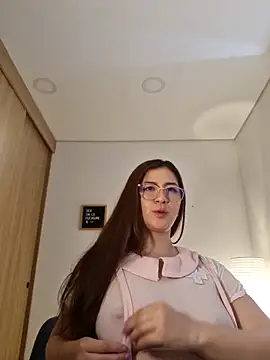 Rachel t  online show from October 18, 2025, 4:53 pm