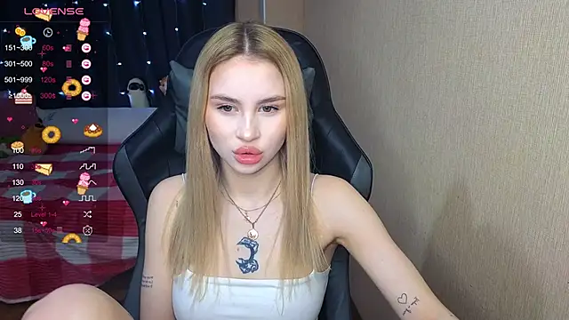 Snapshot of doll_barbieee chatting on February 21, 2025, 6:48 pm doll barbieee online show from February 21, 2025, 6:48 pm