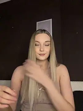 Alisa Rise online show from February 21, 2025, 3:43 pm